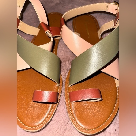 Anthropologie flat criss cross sandals boho bohemian summer buckle toe loop 10M - Picture 2 of 10